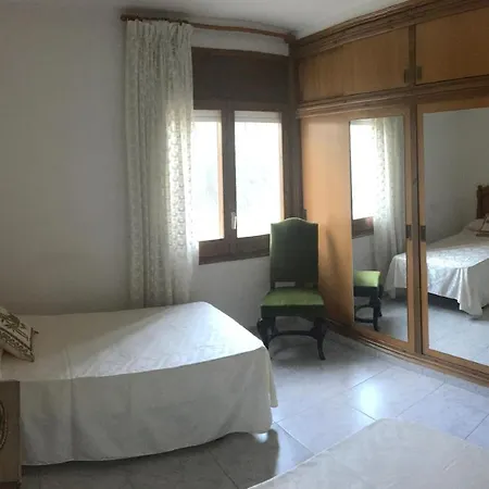 Casa Amb Gran Jardi A Vilauer-costa Brava - Alt Emporda Vilaur