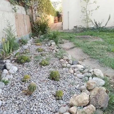 Casa Amb Gran Jardi A Vilauer-costa Brava - Alt Emporda