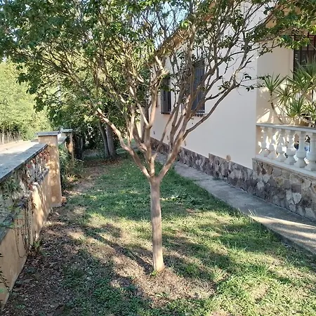 Casa Amb Gran Jardi A Vilauer-costa Brava - Alt Emporda *